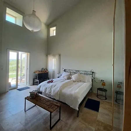 Bed and breakfast Mas Les Escourtades D'hotes