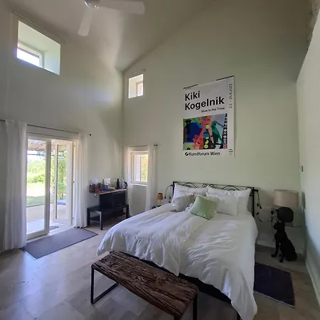 Bed and breakfast Mas Les Escourtades D'hotes